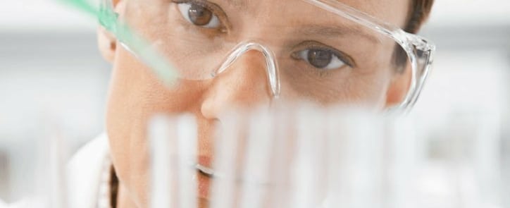 laboratory technician working the the laboratory conducting an experiment