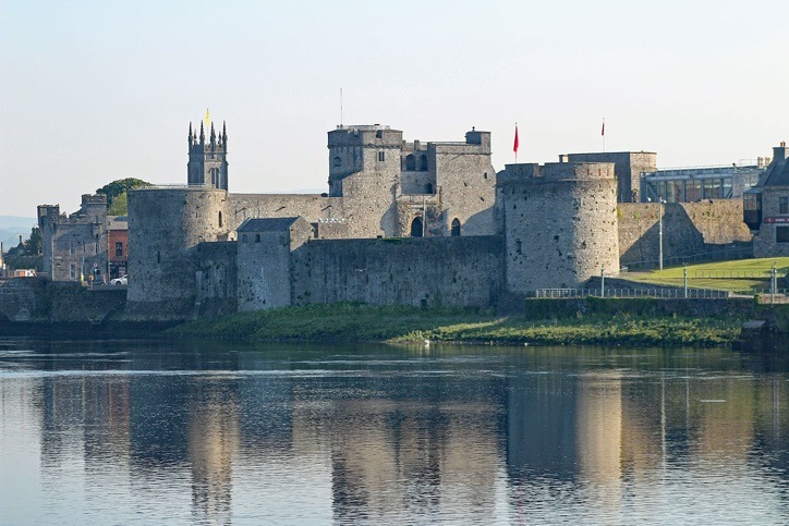 Photo of King Johns Castle in Limerick